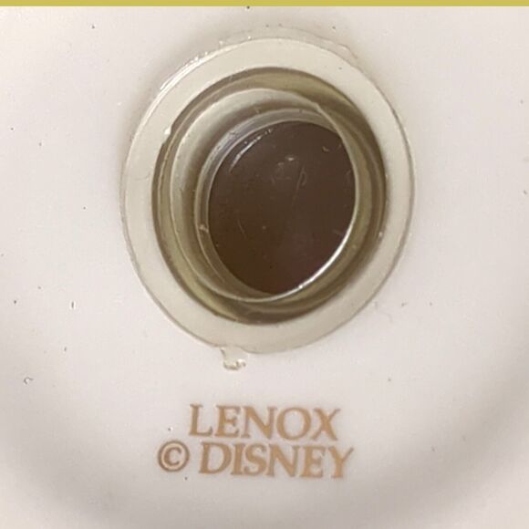 Lenox Disney Mickey & Minnie Salt And Pepper Shakers ~ Red & Black 3.75" VTG - Picture 13 of 13